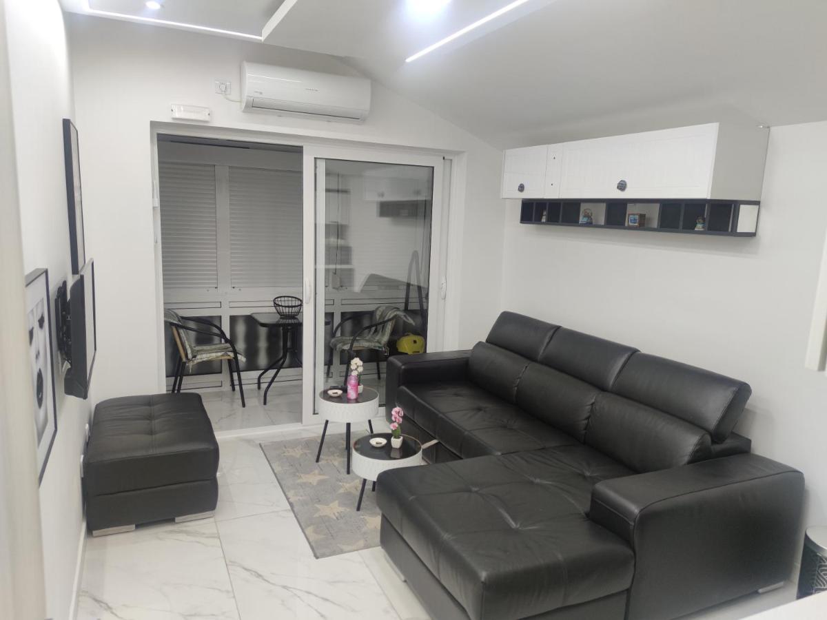 Studio 033 Budva Kültér fotó